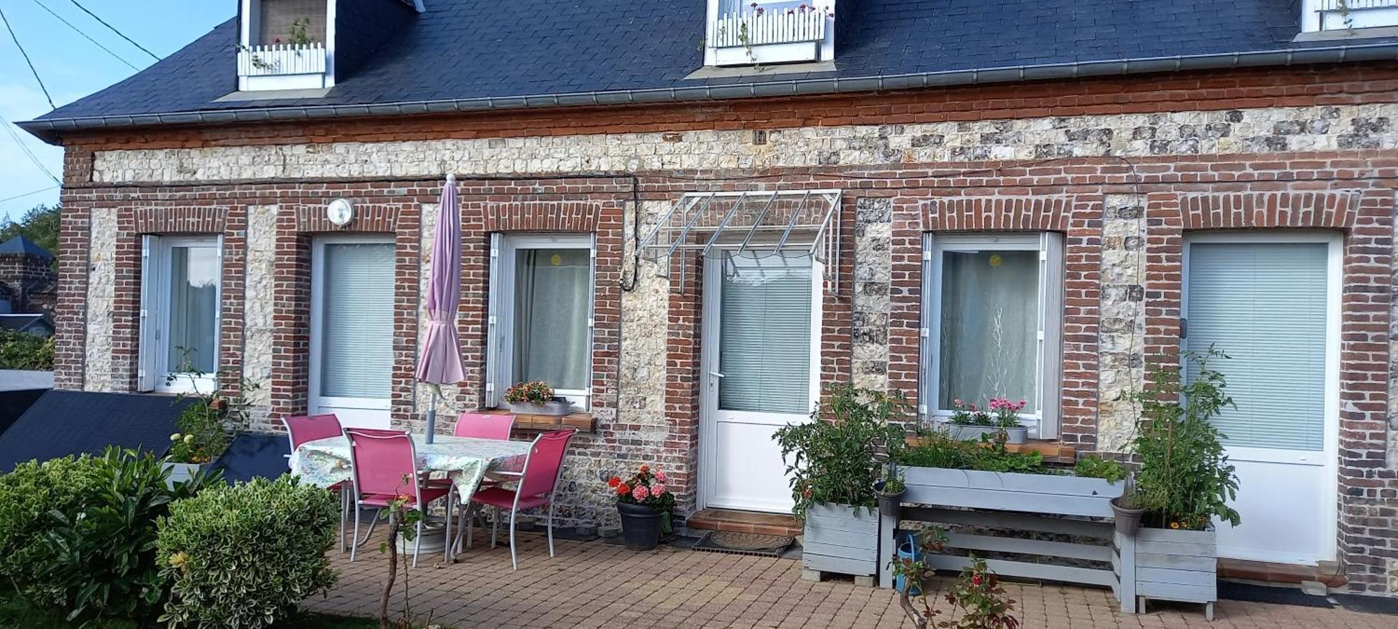 Le Jardin Des Poules Bed and Breakfast Thiétreville Esterno foto